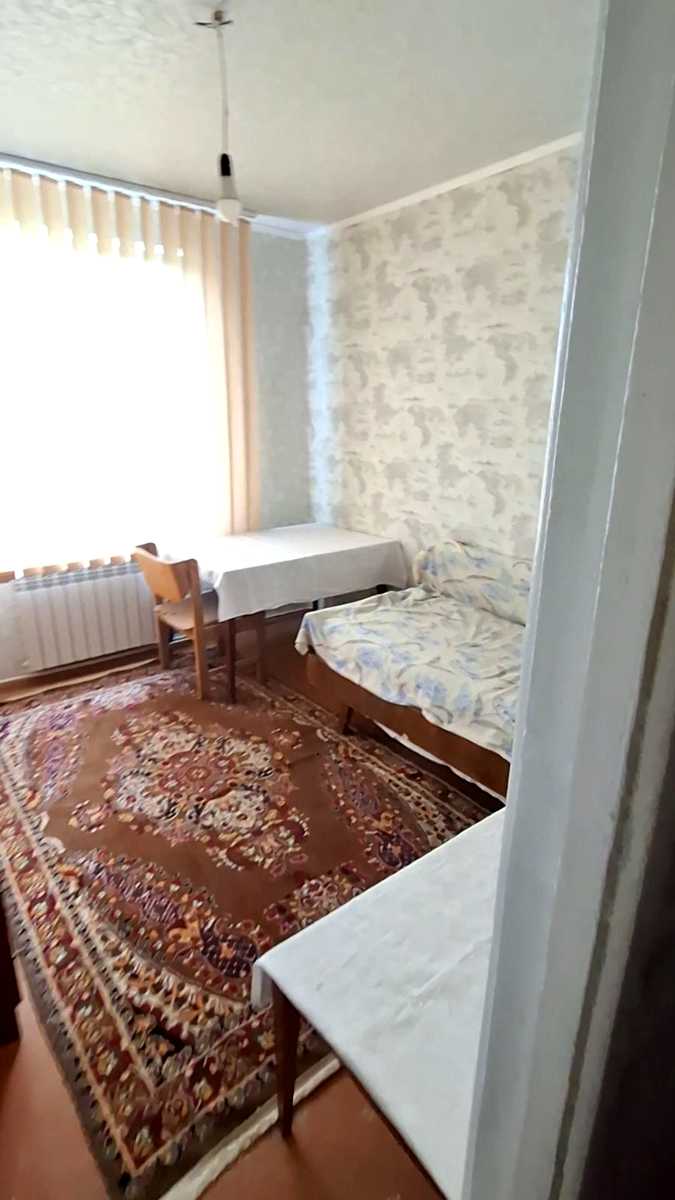 1868794777967563
