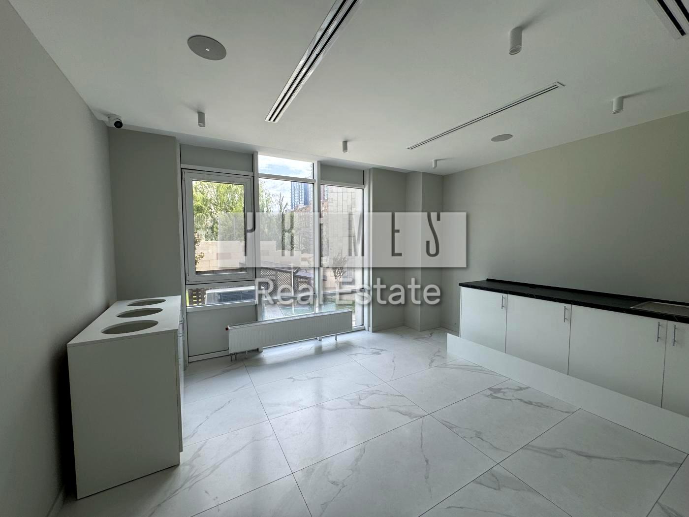 1868795703460762