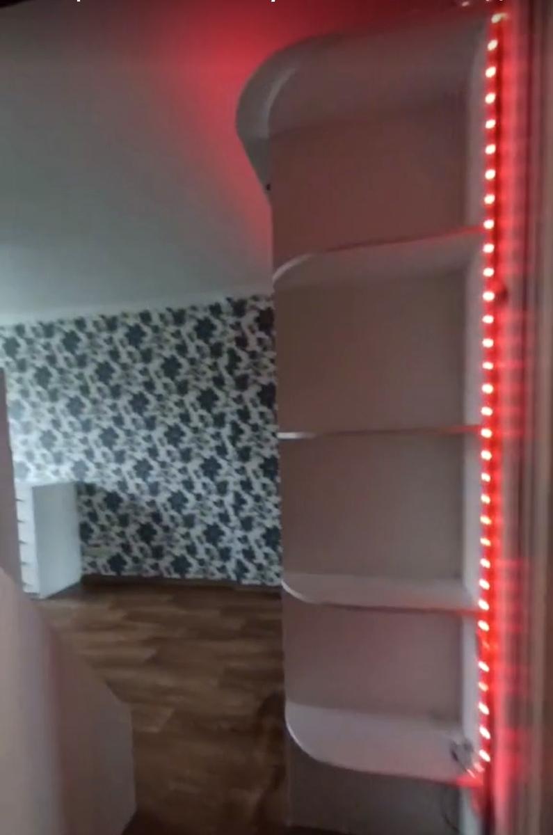 1868796316324518