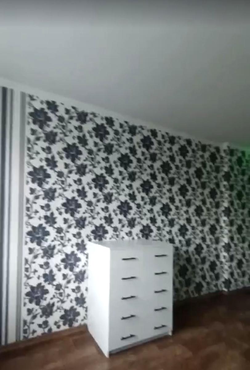 1868796316343576