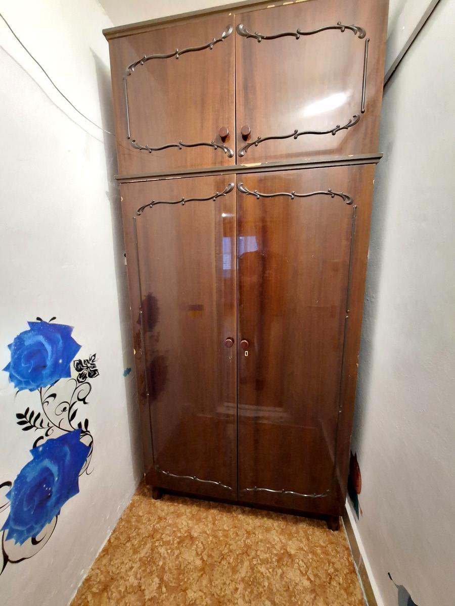 1868799255605667