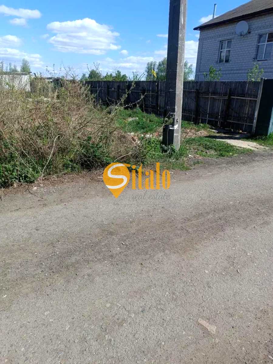 1868803635111529