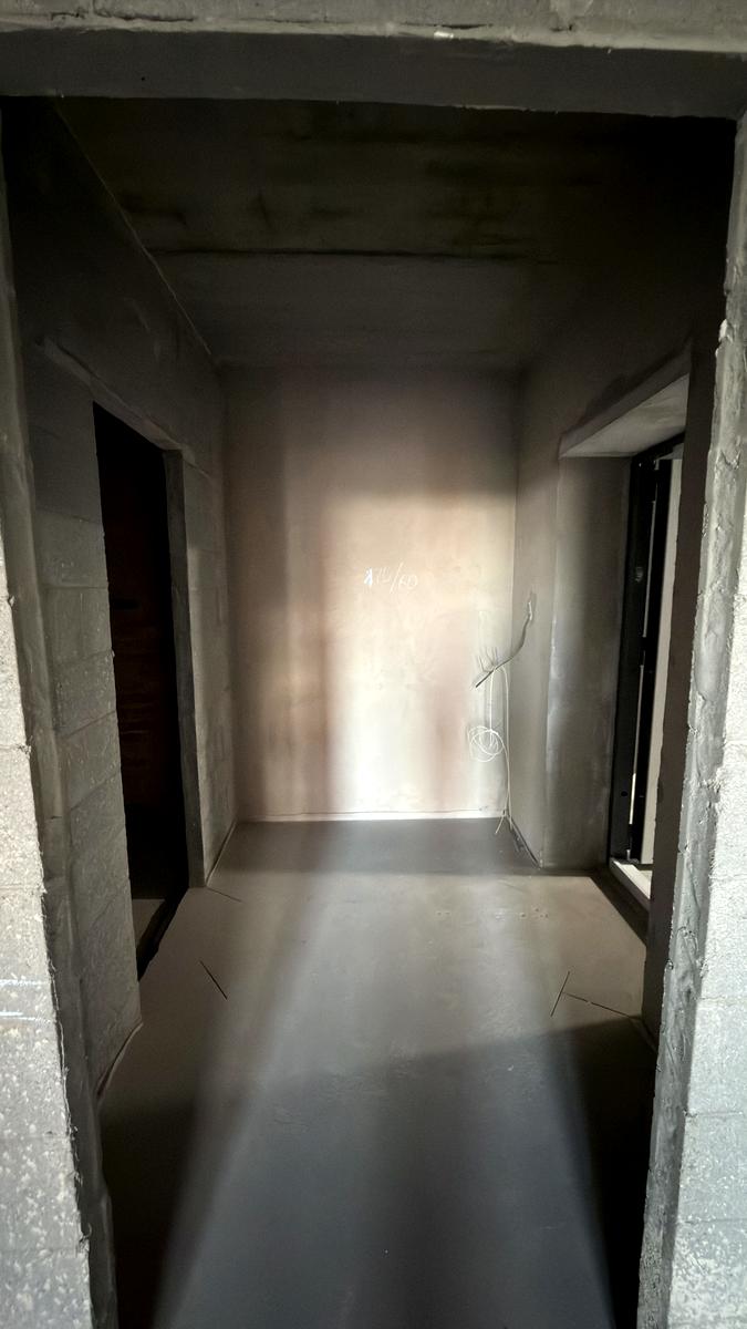 1868805862696447