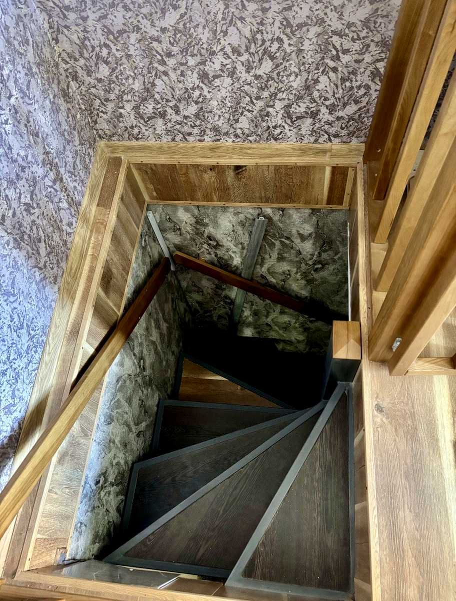 1868806425197845