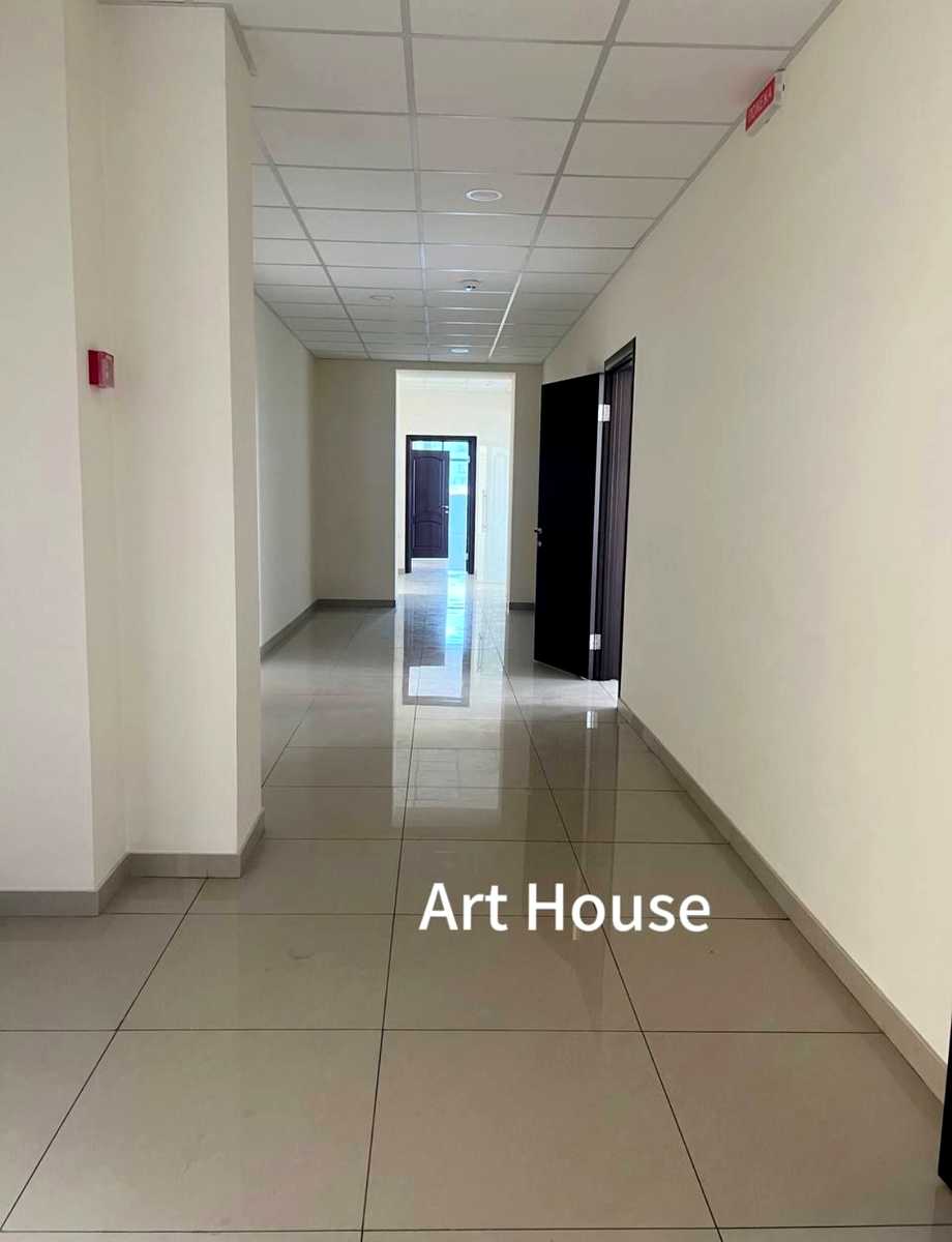 1868807712042551