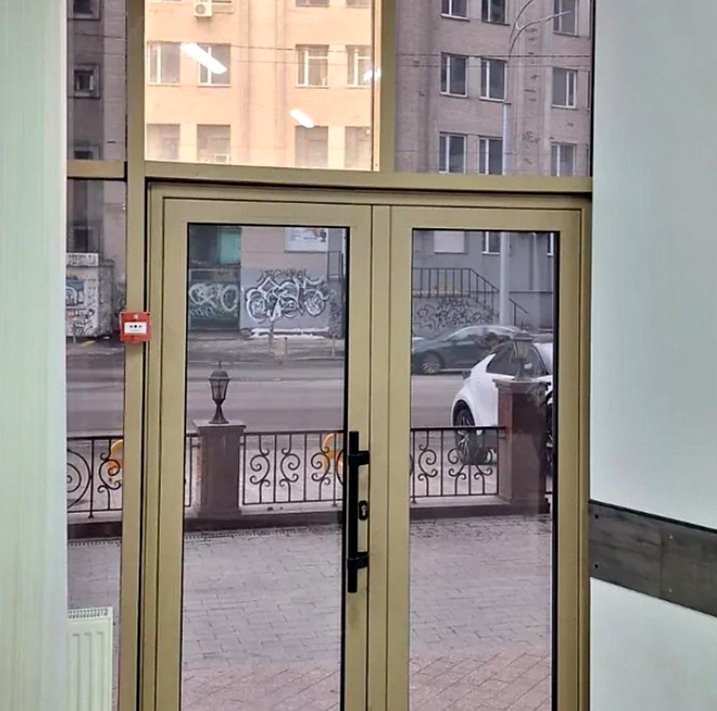 1868822331315716