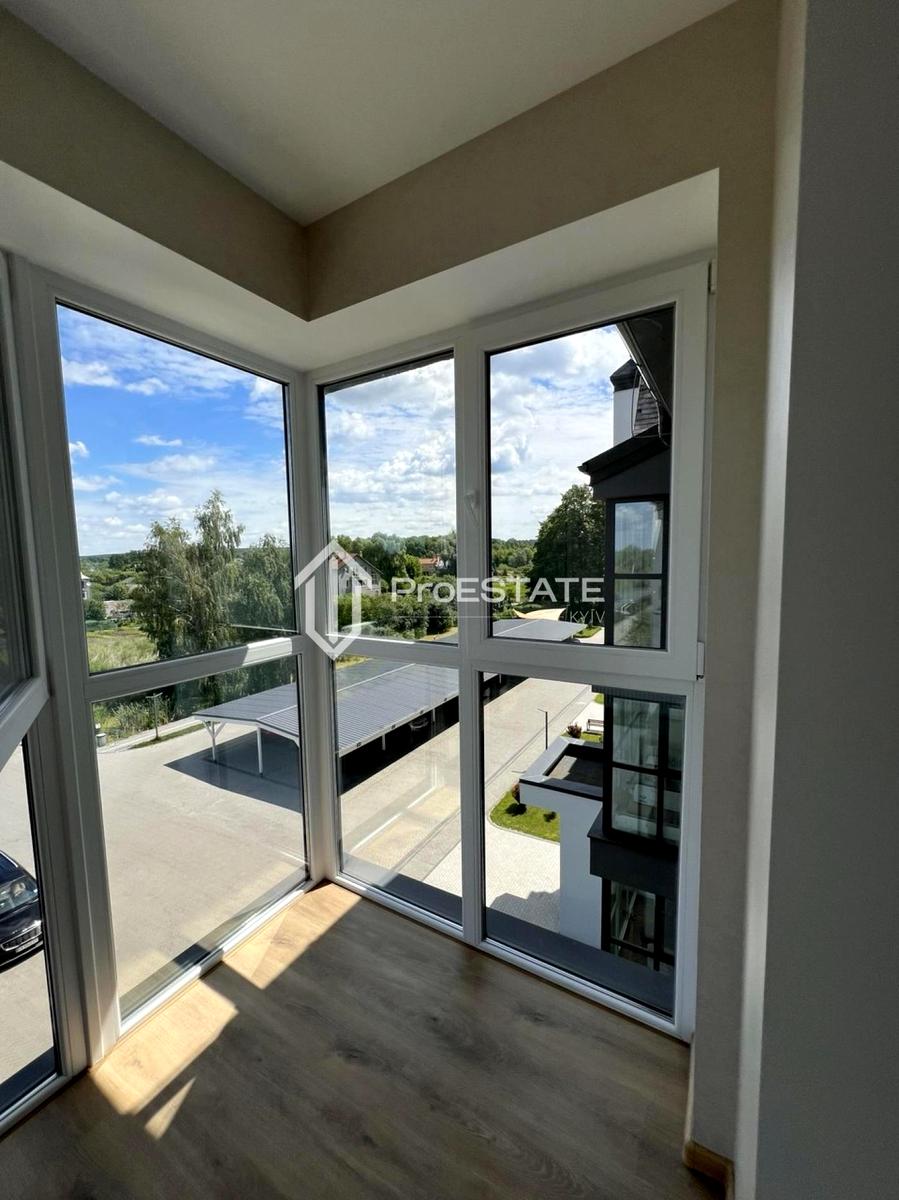 1868857873383566