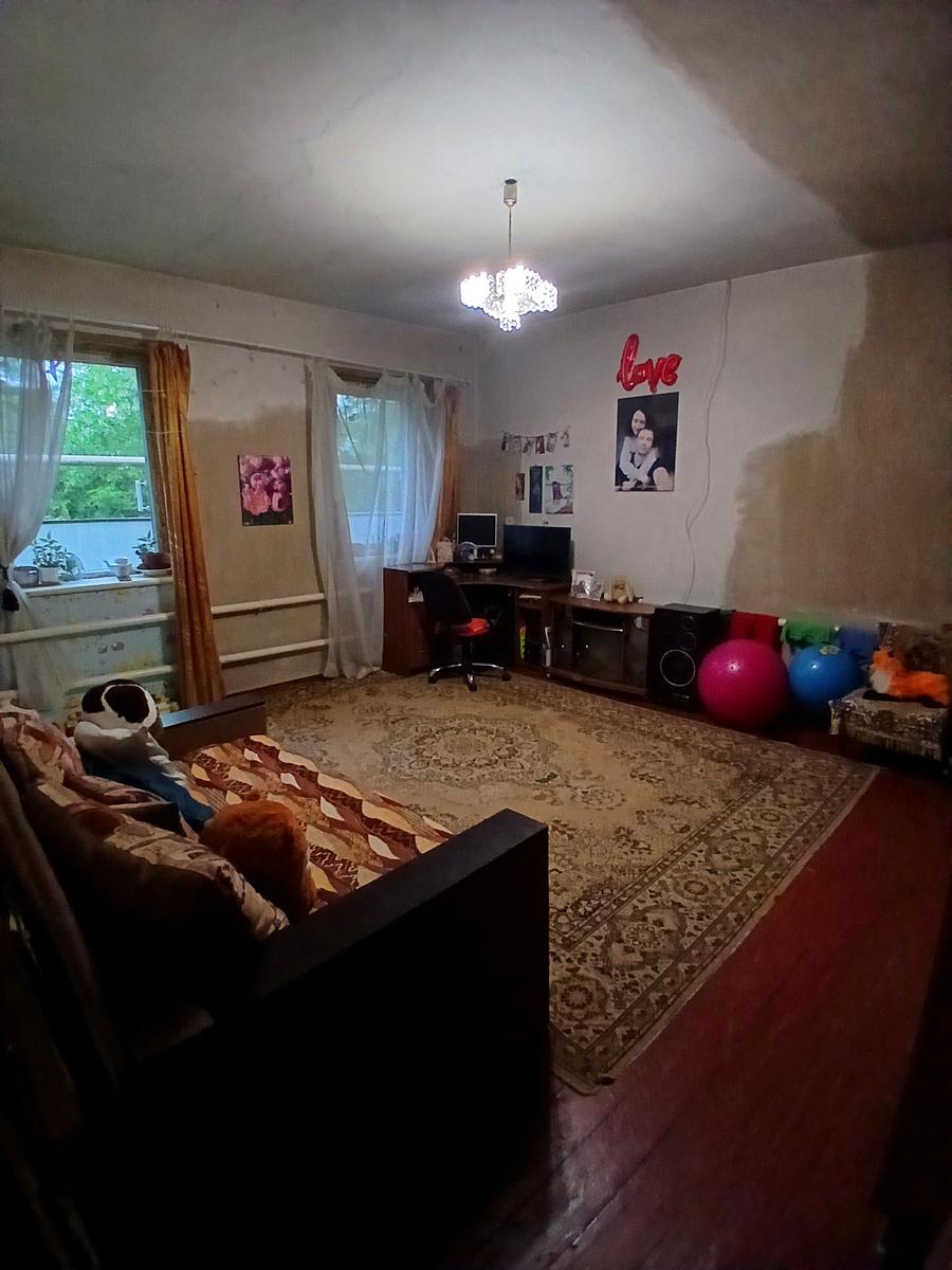1868861006256443