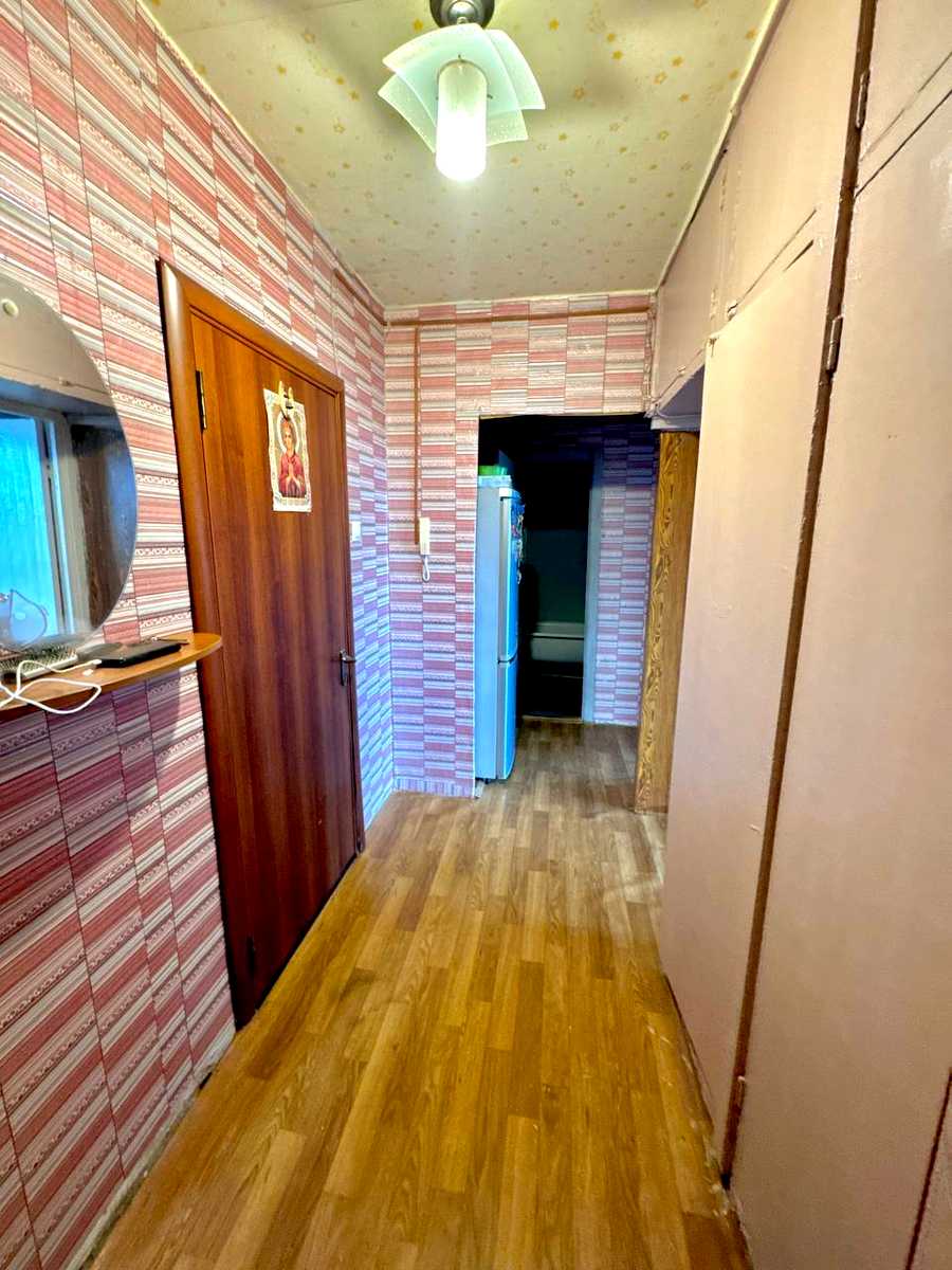 1868865573760545