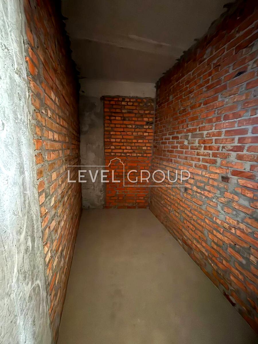 1868865673197774