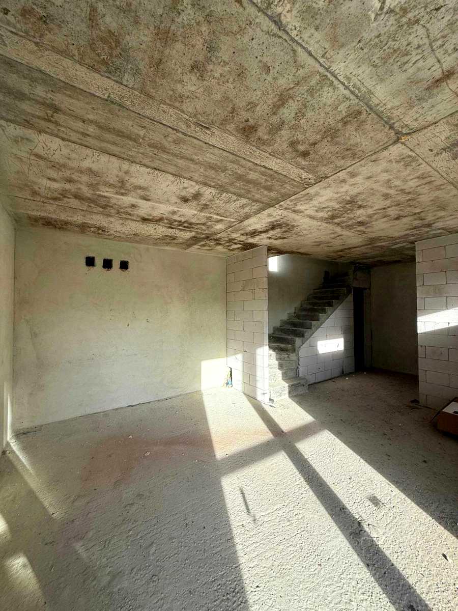 1868867512728286