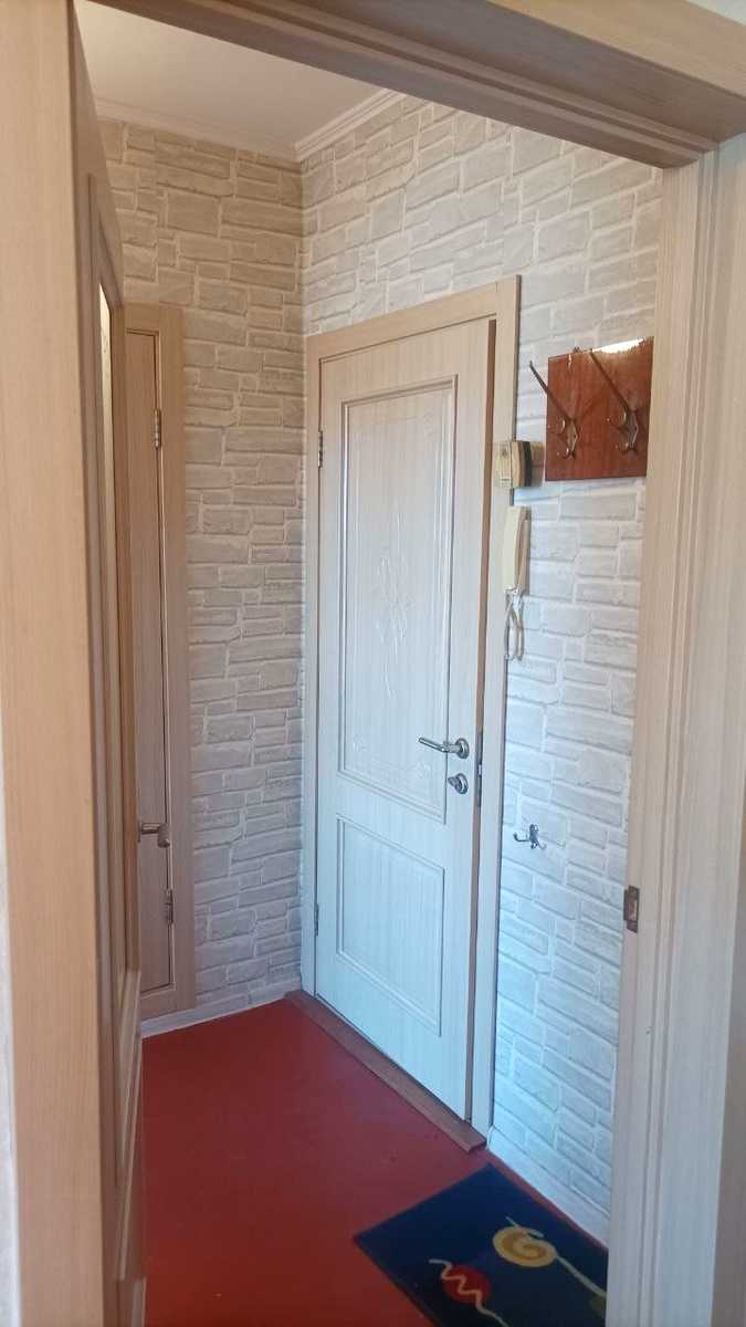 1868867770384863