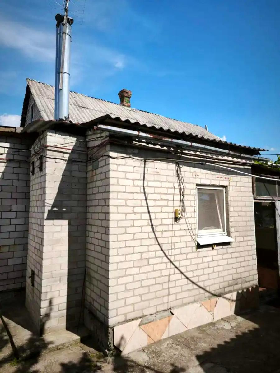 1868871731658601