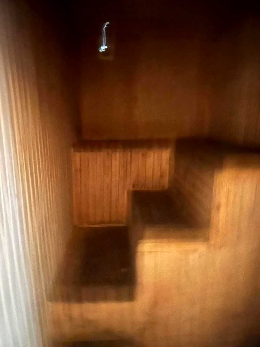 1868875654349767