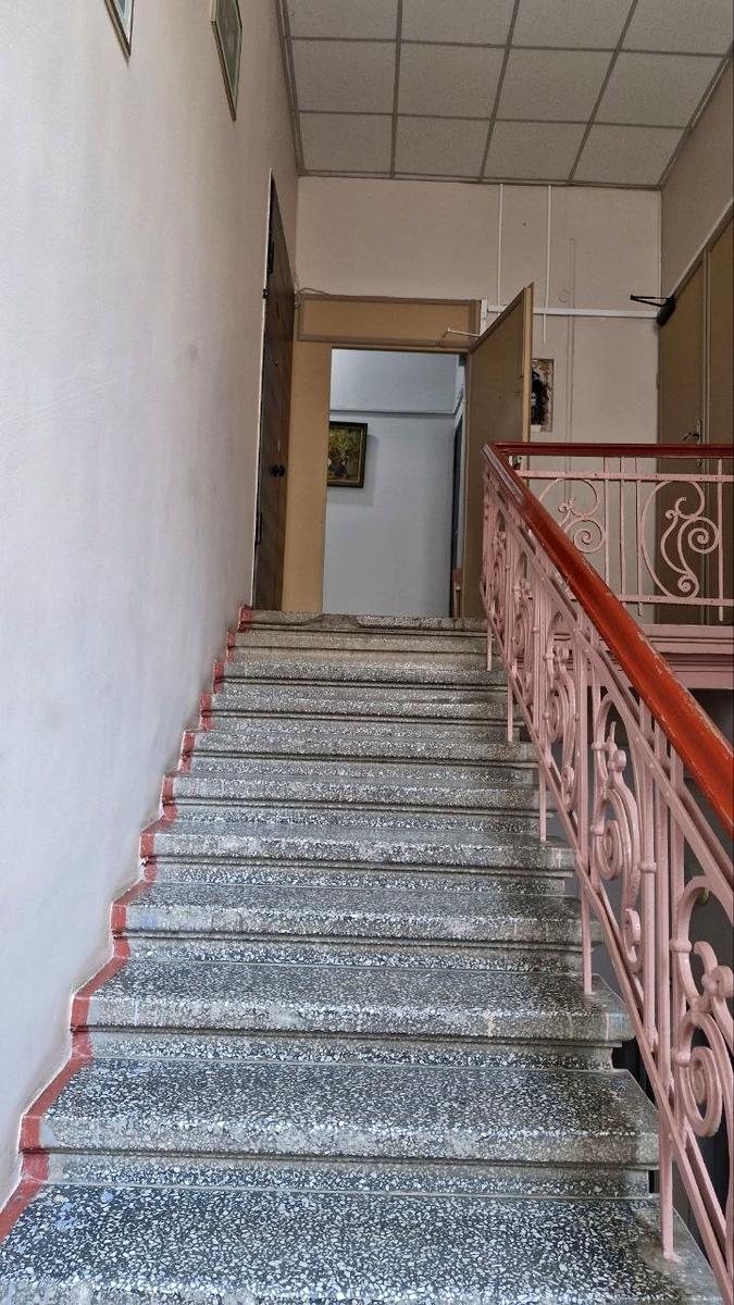 1868876591385232