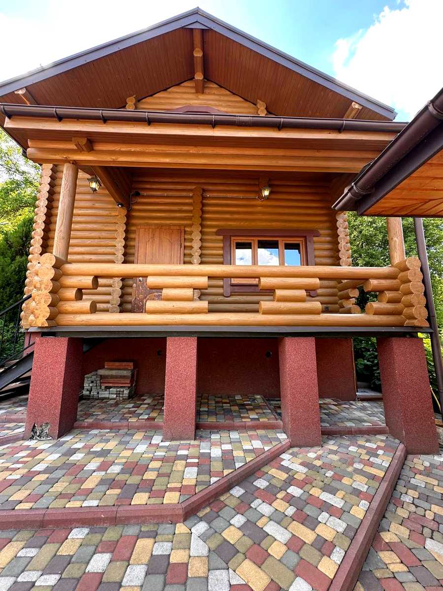 1868878152483151