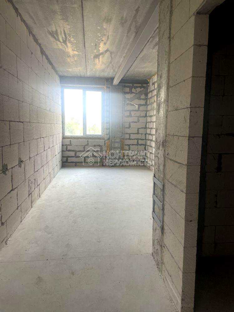 1868880207513920