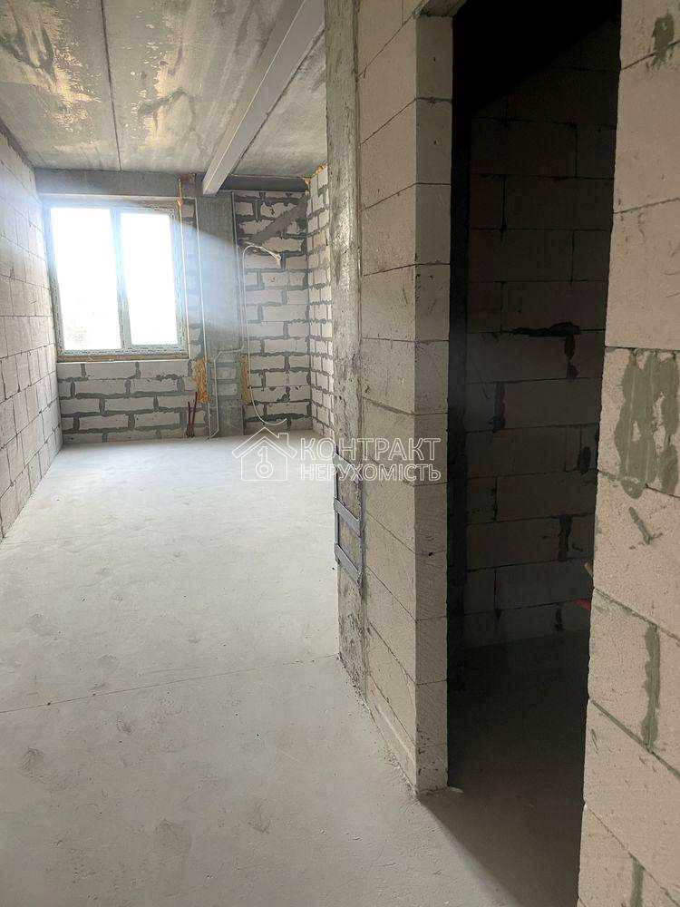 1868880207556252