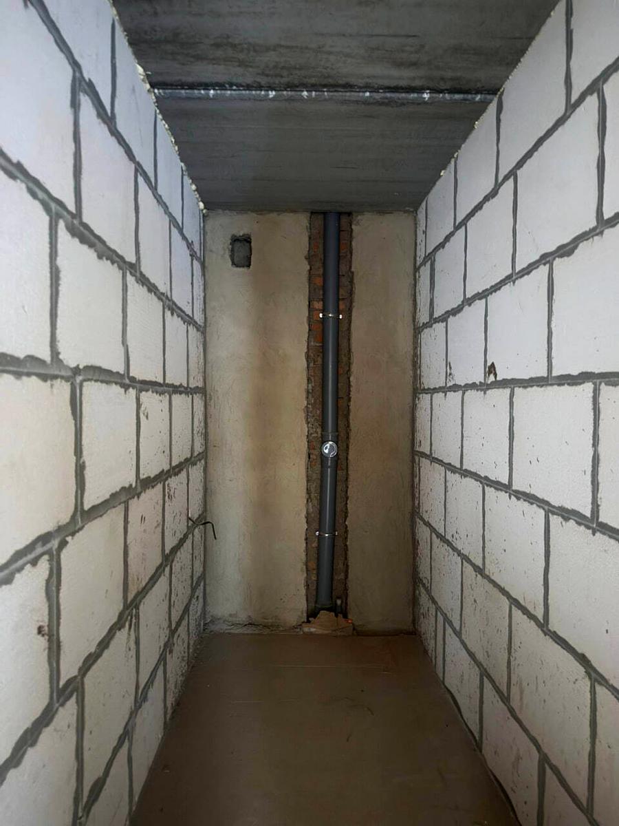 1868880523334983