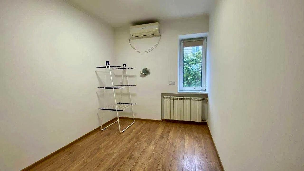 1868881357588270
