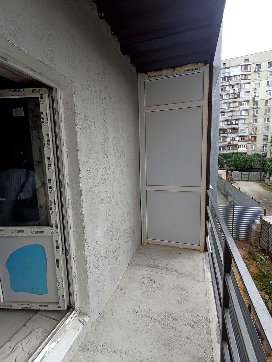 1868883858439643
