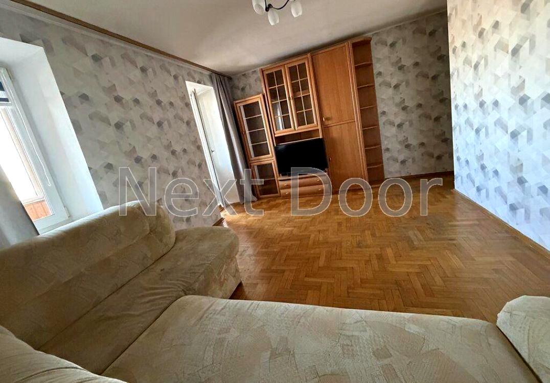 1868891463236467