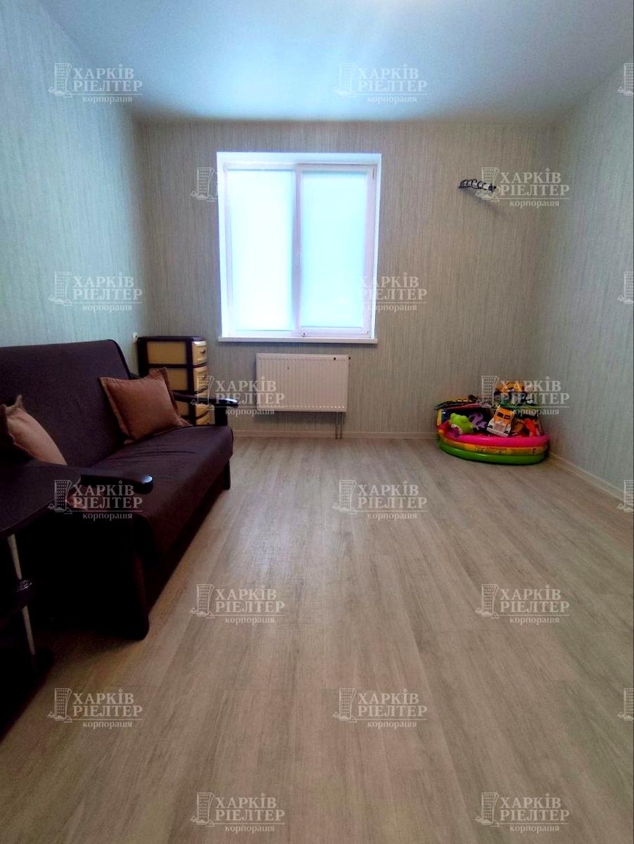 1868893175088393