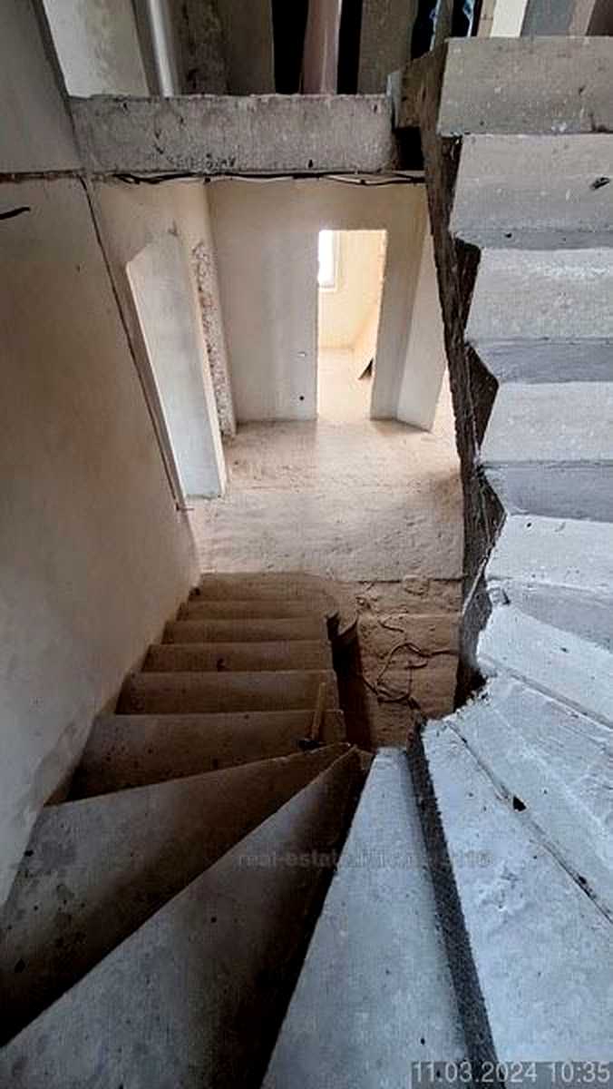1868895614176926.jpg