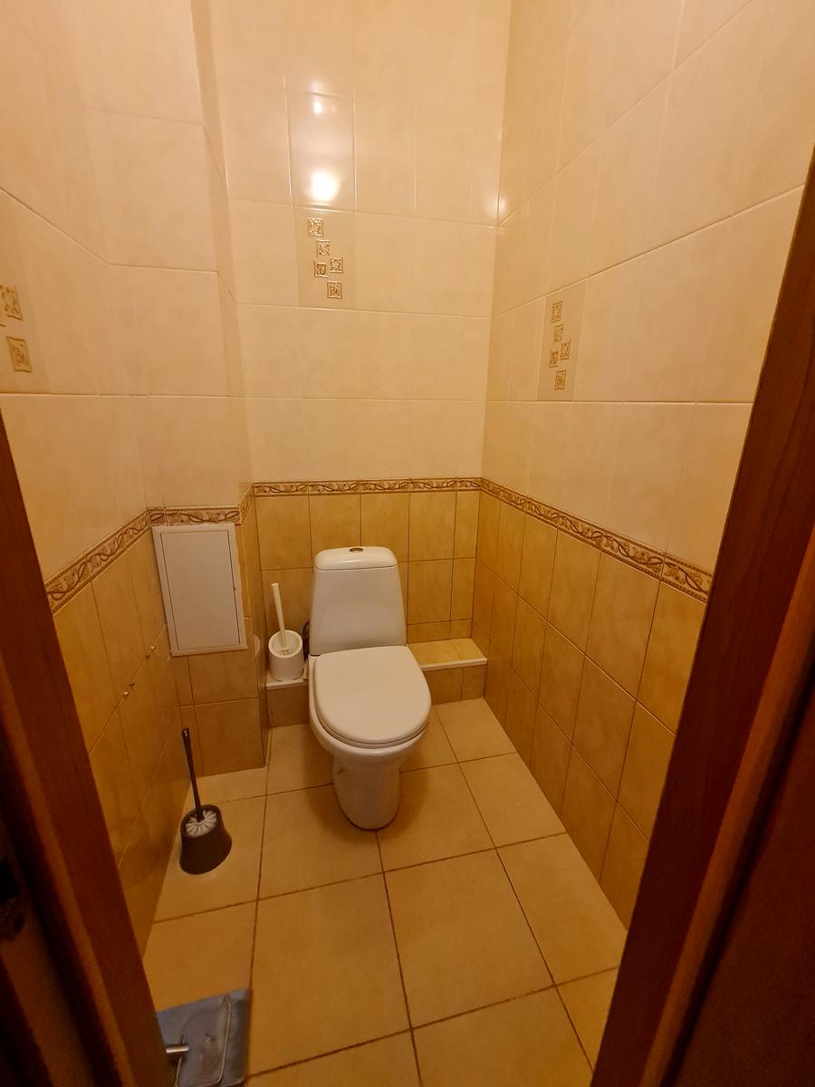 1868907485805130