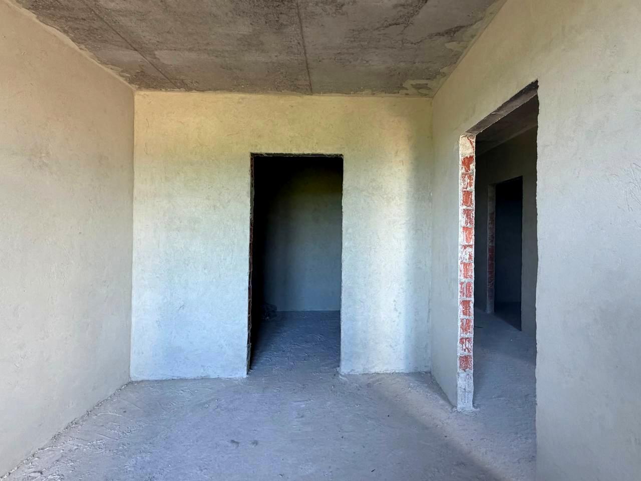 1868952920467425