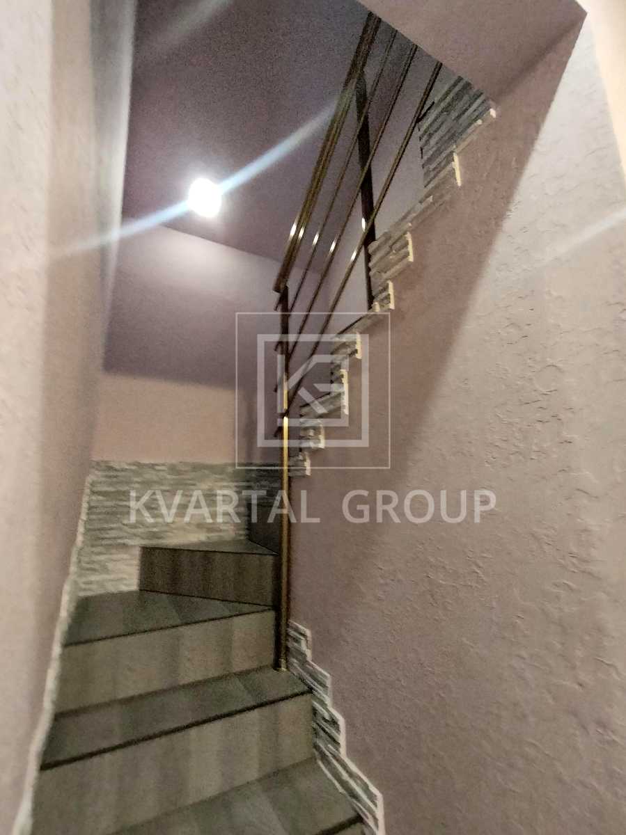 1868953741117229