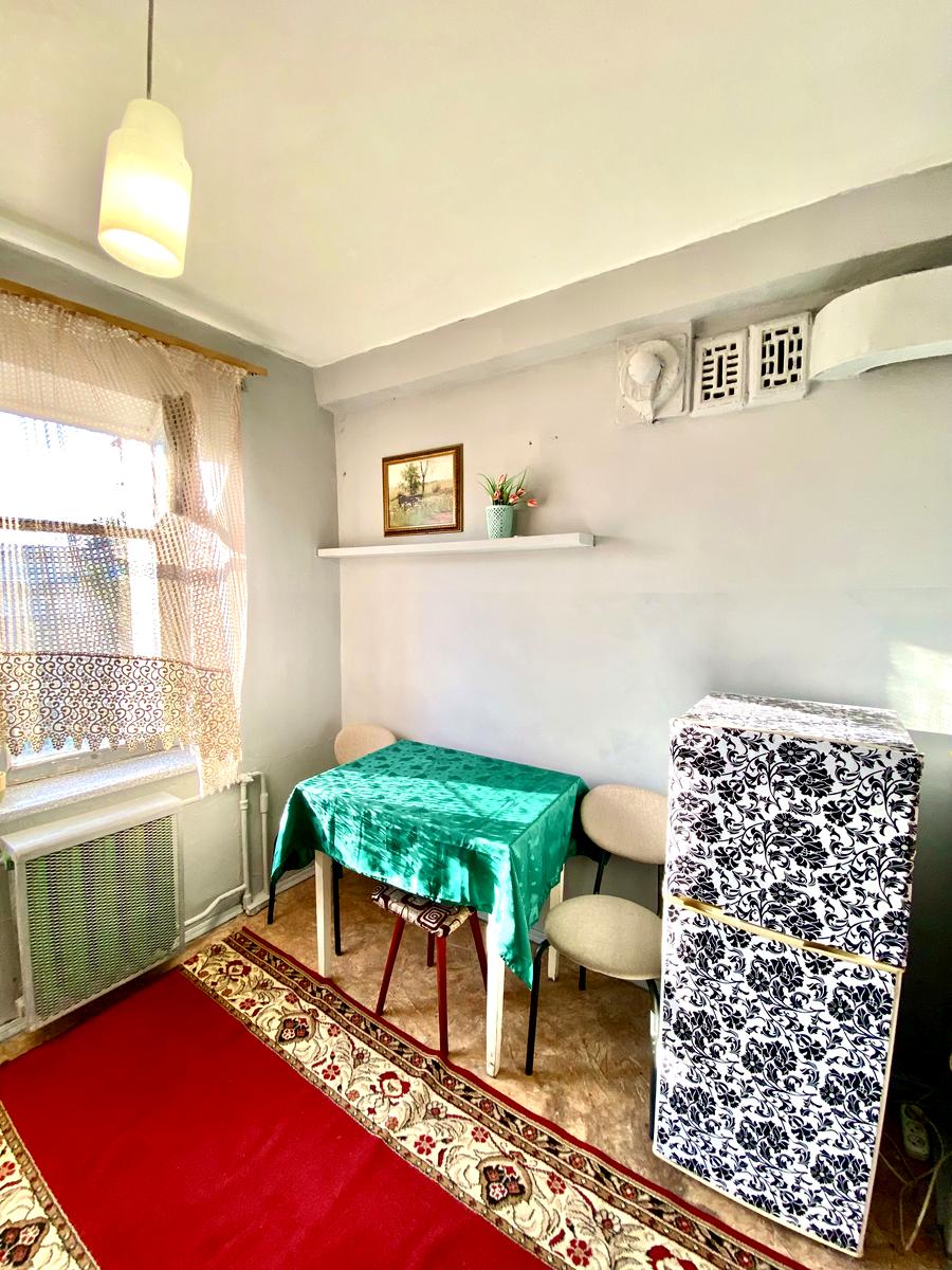 1868955258713578