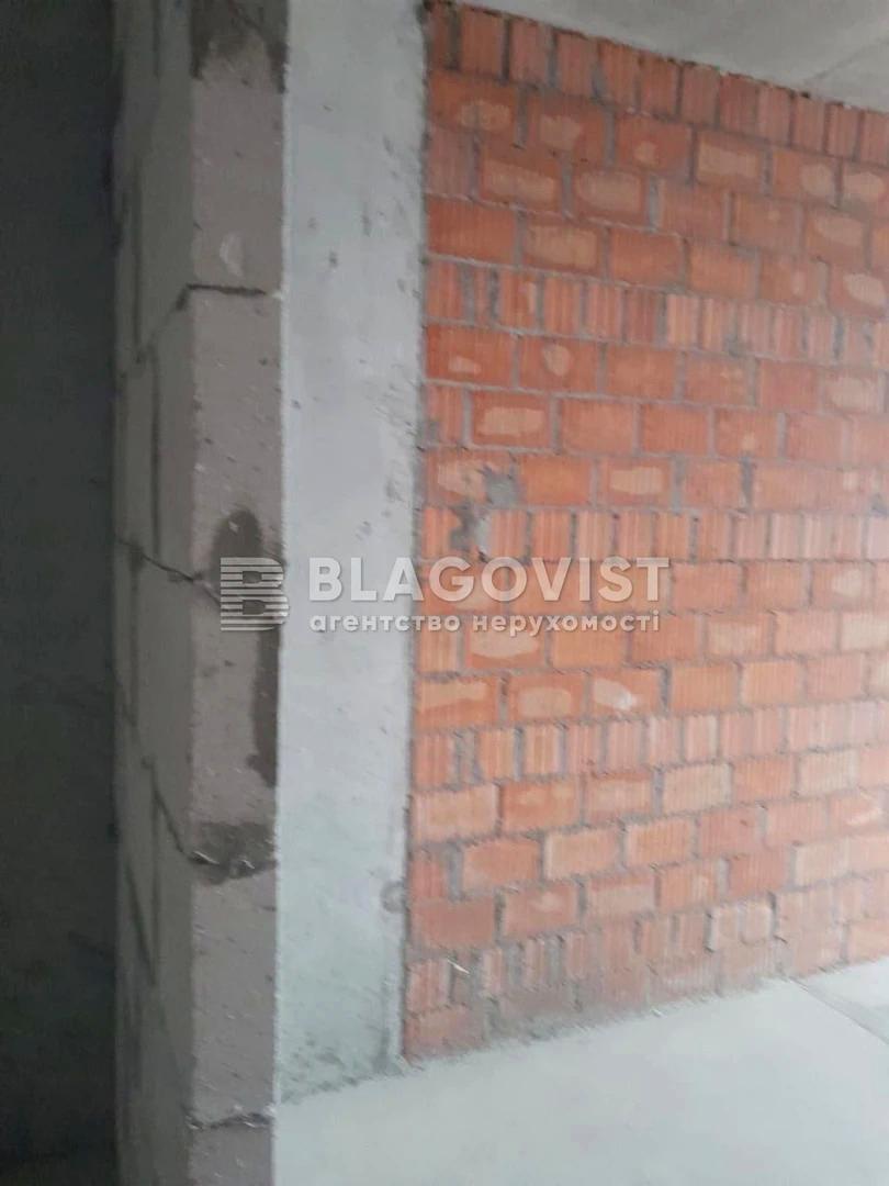 1868957072079008