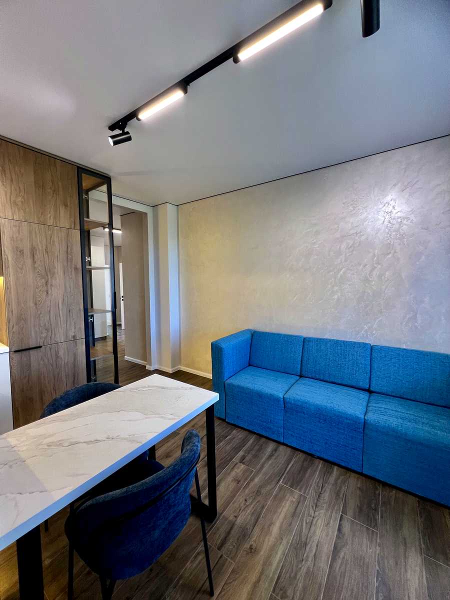 1868959384459417
