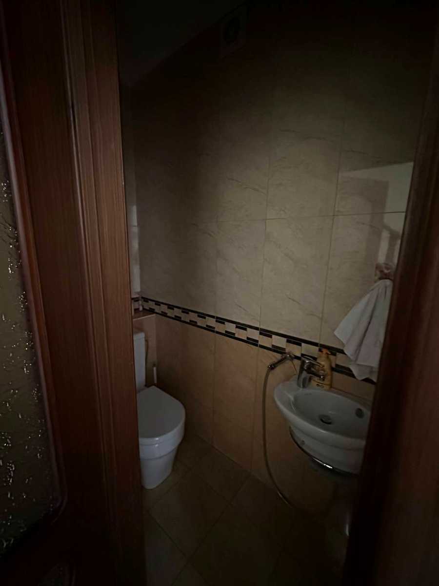 1868960004920321