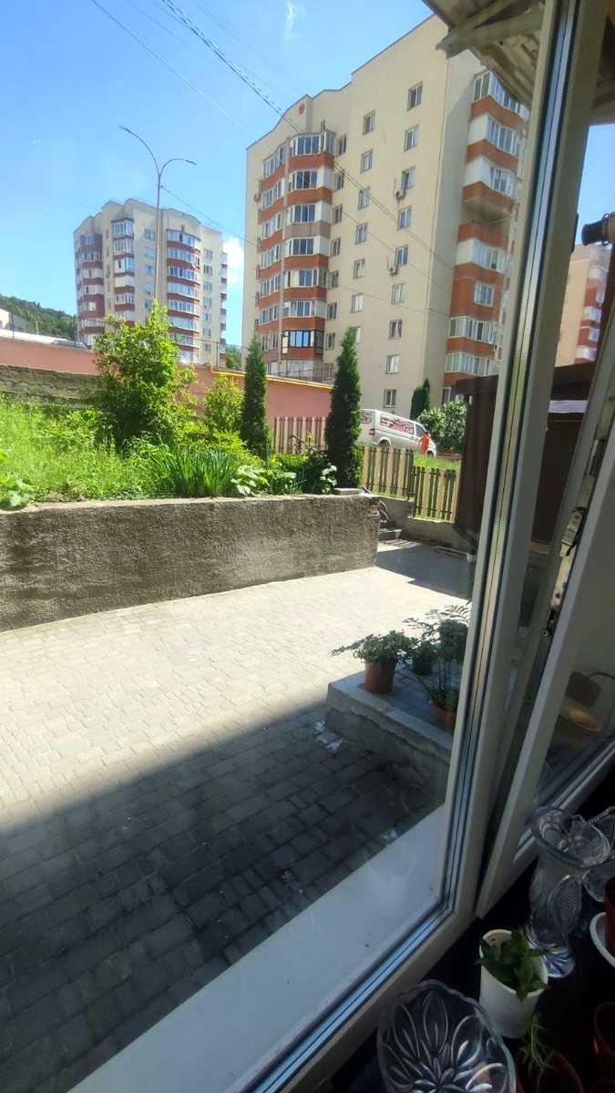 1868961045613423