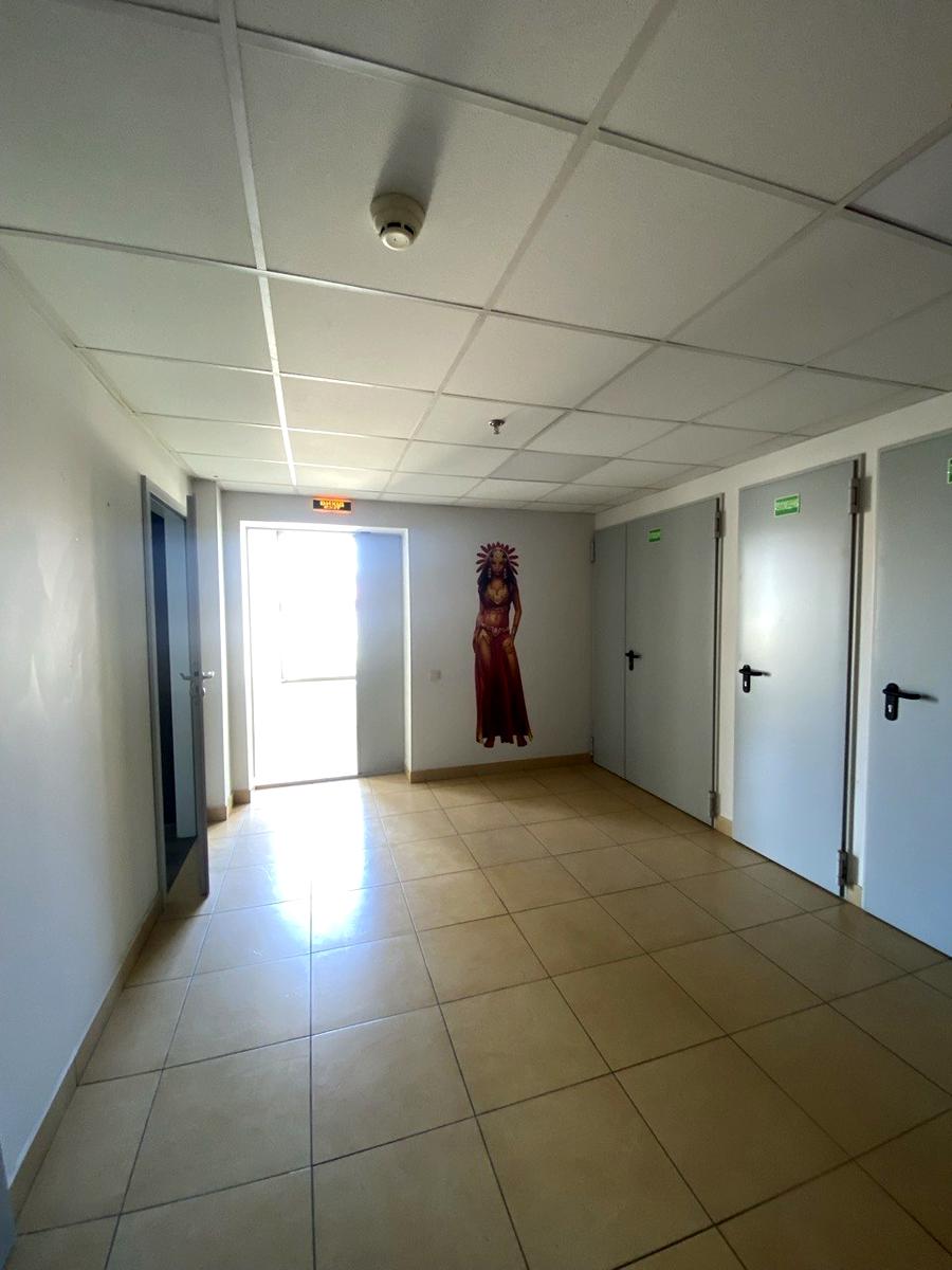 1868962667921197