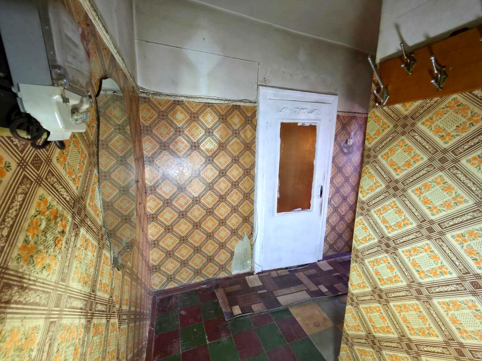1868962765833361