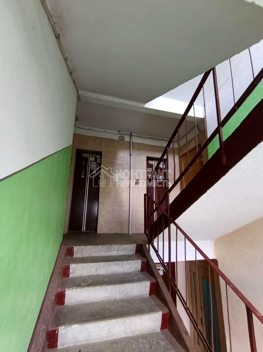1868962898334315
