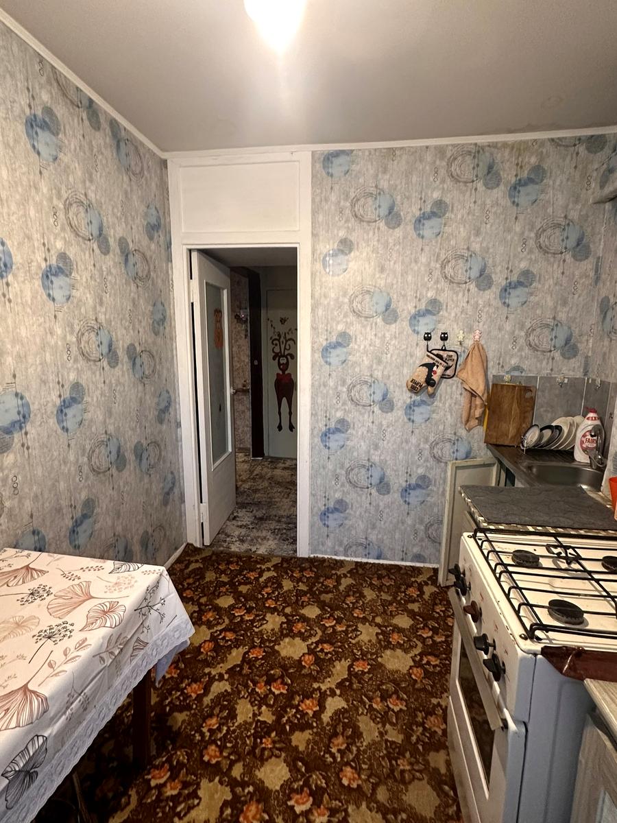 1868964024360944
