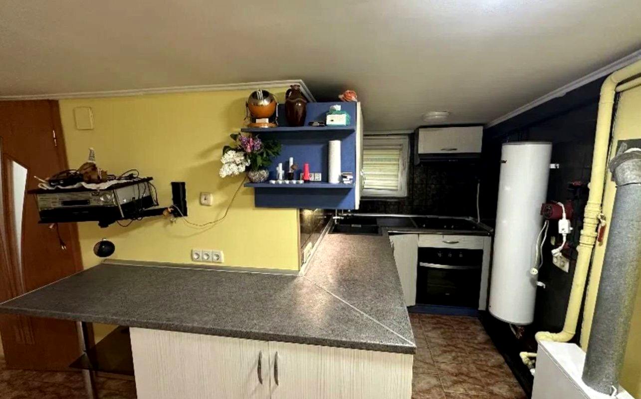 1868965237511296.jpg