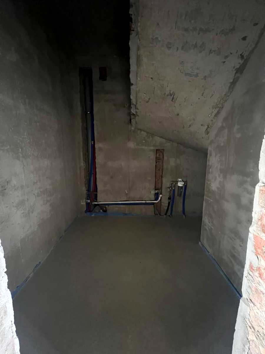 1868967549454336
