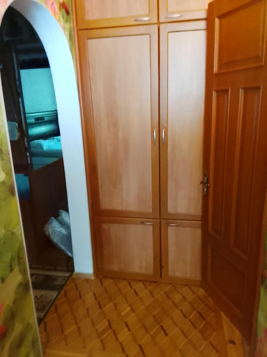 1868967674632429