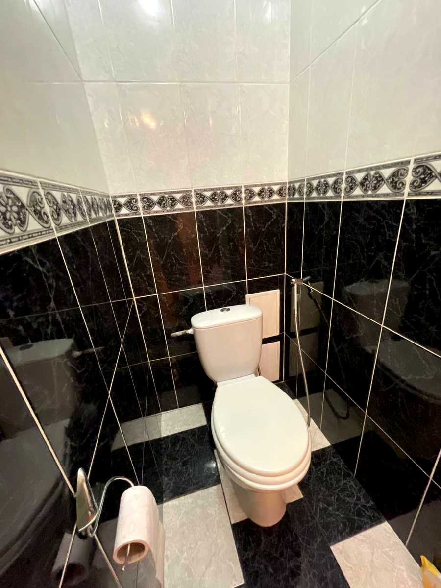 1868974022228387