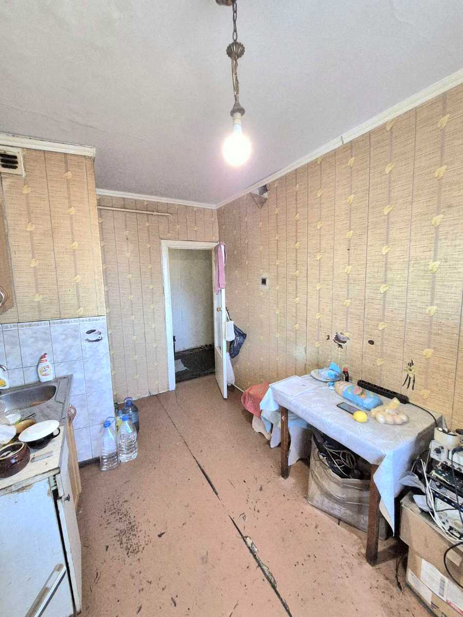 1868975555783079