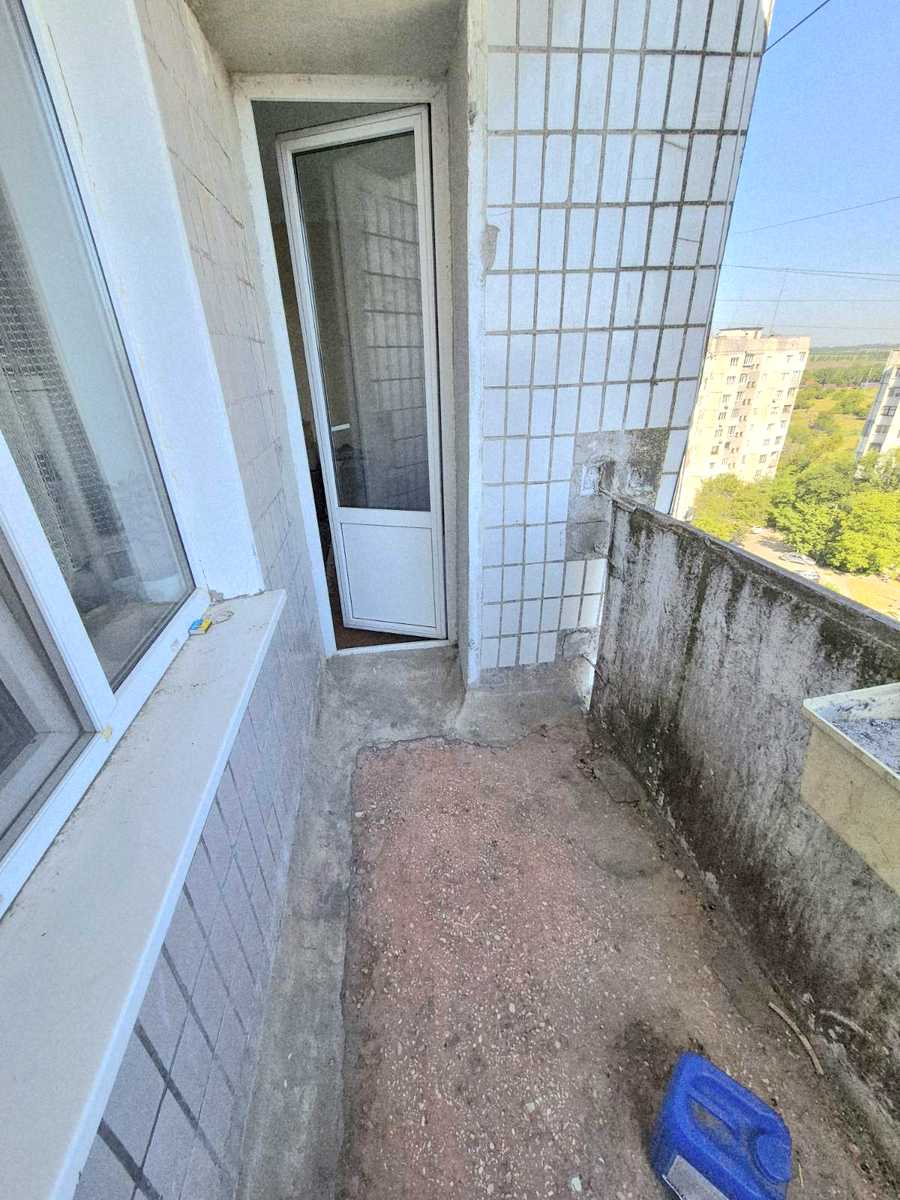 1868975556075260