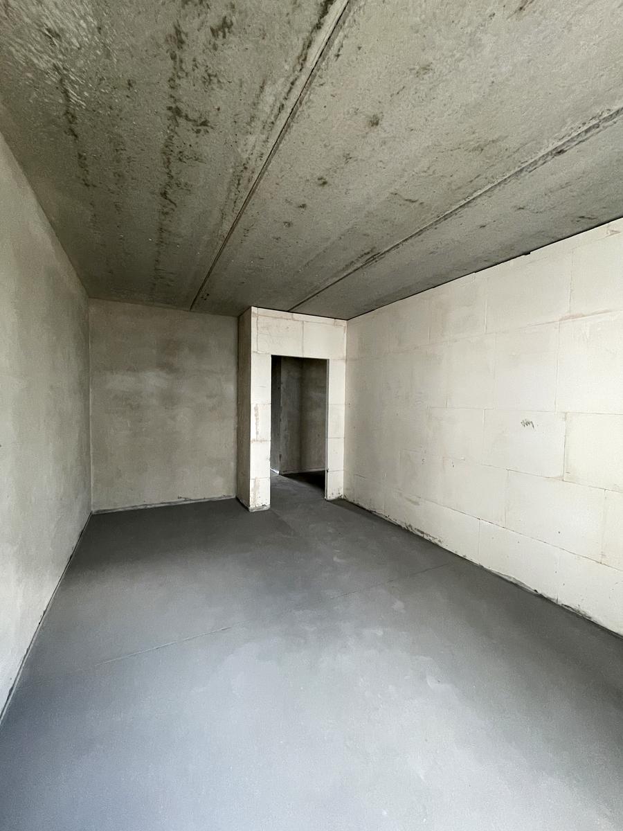 1868977167589632