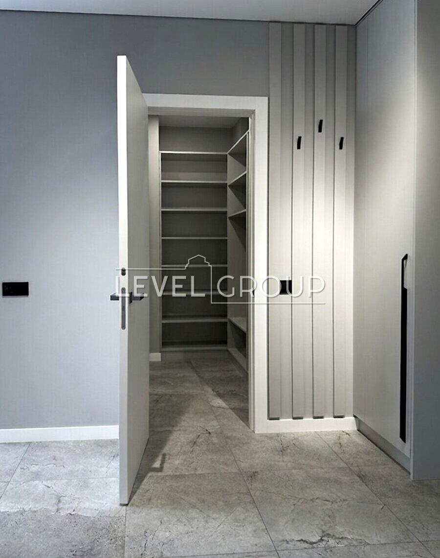 1868977895669136