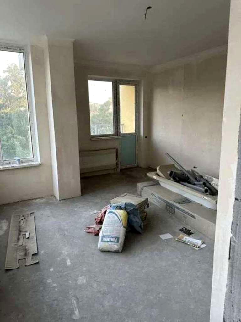 1868979283078348