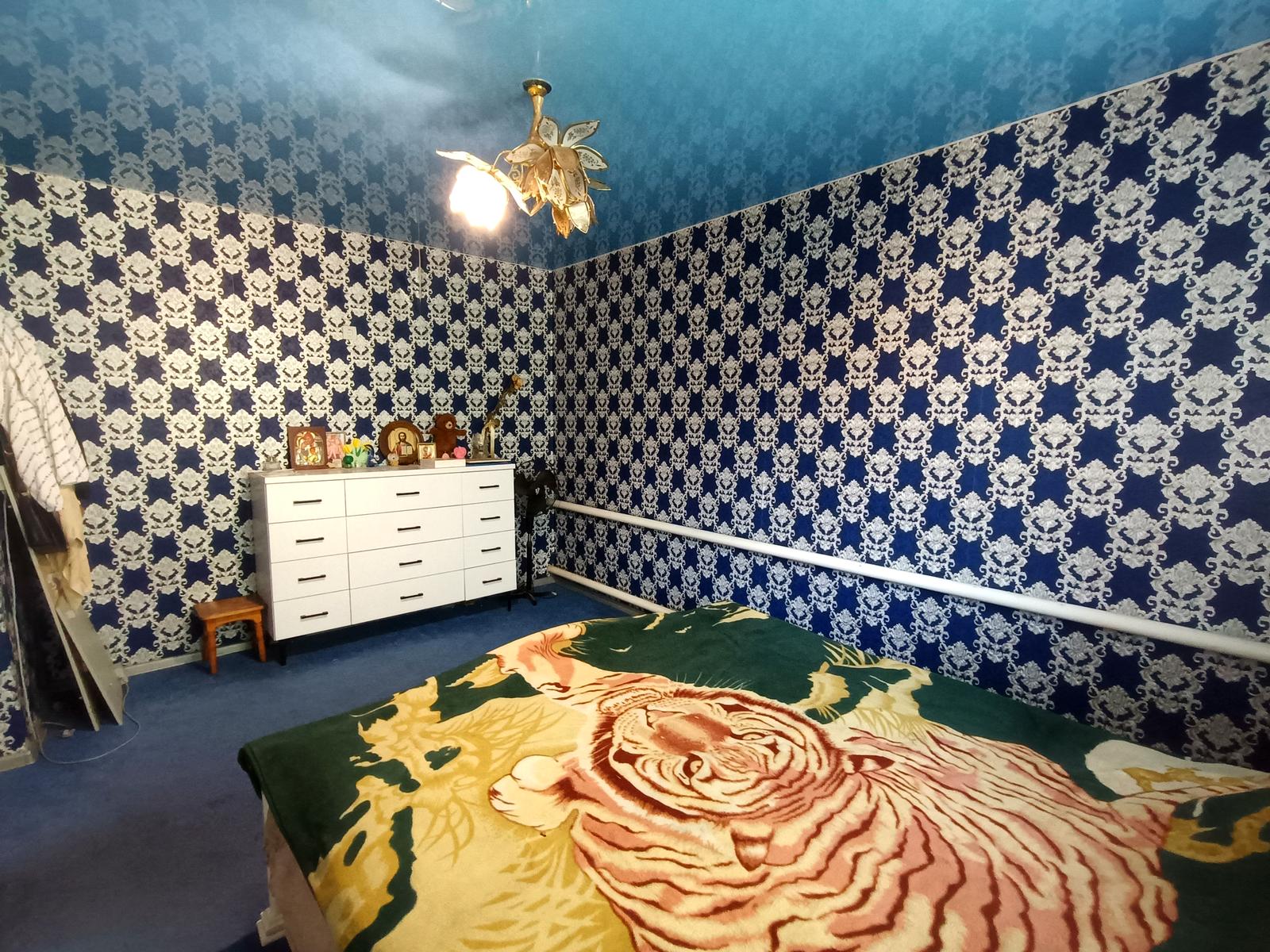1868983251241844